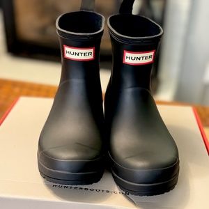Women's PLAY™ HUNTER Backstrap Short Rain Boots sz.6